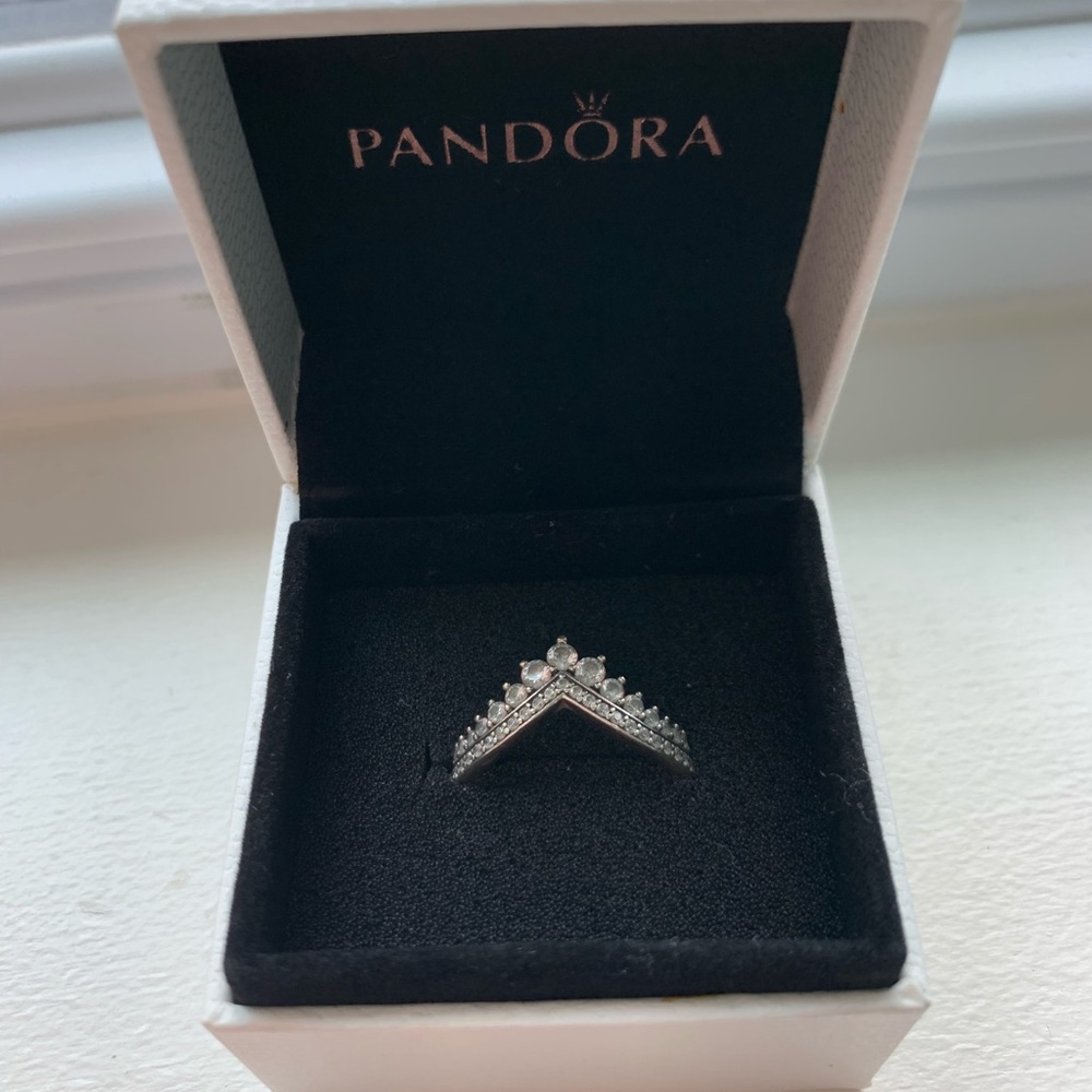 Pandora Wishbone Ring